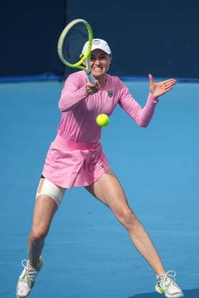BEIJING, CHINA - SEPTEMBER 29: Aliaksandra Sasnovich competes in the Women s Singles Round of 32 match against Marta Kostyuk of Ukraine on day 8 of the 2025 China Open at the National Tennis Center on September 29, 2025 in Beijing, China.  Copyright: xVCGx 111593934387