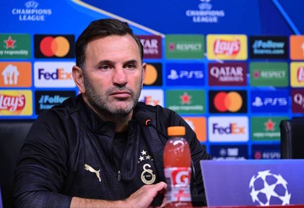 Ahead of Galatasaray v Liverpool - UEFA Champions League ISTANBUL, TURKIYE - SEPTEMBER 29: Head Coach of Galatasaray Okan Buruk attends a press conference, PK, Pressekonferenz at Kemerburgaz Metin Oktay Facilities ahead of UEFA Champions League football match against Liverpool in Istanbul, Turkiye on September 29, 2025. Abdulhamid Hosbas Anadolu Istanbul Turkey. Editorial use only. Please get in touch for any other usage.  Copyright: x2025xAnadoluxAbdulhamidxHosbasx