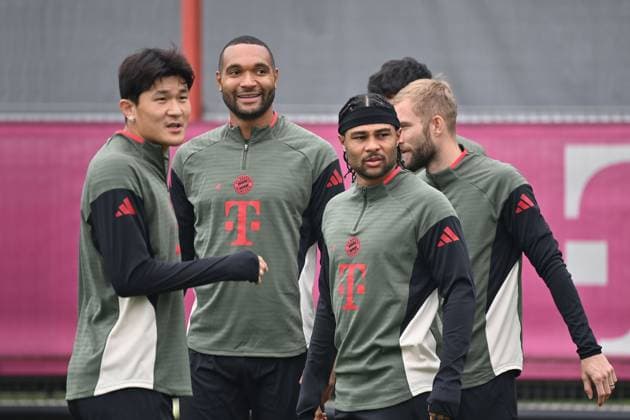 v.li:Minjae KIM (FC Bayern Muenchen), Jonathan TAH (Bayern Muenchen), Serge GNABRY (FC Bayern Muenchen). Konrad LAIMER (Bayern Muenchen) Abschlusstraining am 29.09.2025 Fussball Champions League,Saison 2025 26 FC Pafos - FC Bayern Muenchen
