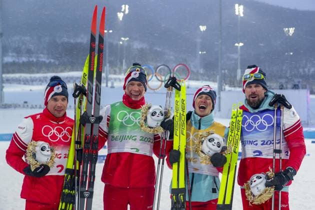 Beijing 2022 Olympic Games, Olympische Spiele, Olympia, OS BEIJING, CHINA - FEBRUARY 13: Alexander Bolshunov, Sergey Ustiugov, Alexey Chervotkin and Denis Spitsov of Team ROC celebrate winning the gold medal during the Men s Cross-Country Skiing 4x10km Relay on Day 9 of the Beijing 2022 Winter Olympics on February 13, 2022 in Beijing, China. Beijing China. Editorial use only. Please get in touch for any other usage.  Copyright: x2025xAnadoluxDariaxIsaevax