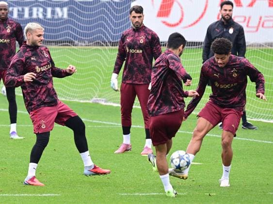 Ahead of UEFA Championship League: Galatasaray v Liverpool ISTANBUL, TURKIYE - SEPTEMBER 29: Players of Galatasaray attend trainign session at Kemerburgaz Metin Oktay Training Facility ahead of UEFA Champions League football match against Liverpool under the supervision of manager Okan Buruk in Istanbul, Turkiye on September 29, 2025. Abdulhamid Hosbas Anadolu Istanbul Turkey. Editorial use only. Please get in touch for any other usage.  Copyright: x2025xAnadoluxAbdulhamidxHosbasx
