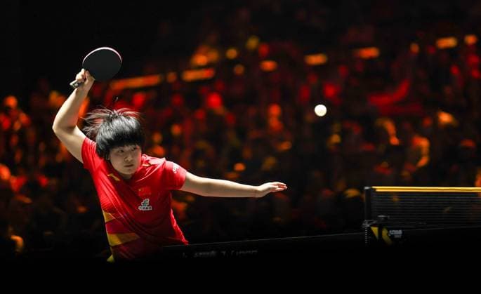 Sport Bilder des Tages (250929) -- BEIJING, Sept. 29, 2025 -- Qin Yuxuan hits a return during the women s singles first round match between Ito Mima of Japan and Qin Yuxuan of China at the 2025 World Table tennis, Tischtennis (WTT) China Smash in Beijing, China, Sept. 29, 2025. ) (SP)CHINA-BEIJING-TABLE TENNIS-WTT-CHINA SMASH-WOMEN S SINGLES (CN) WangxKaiyan 