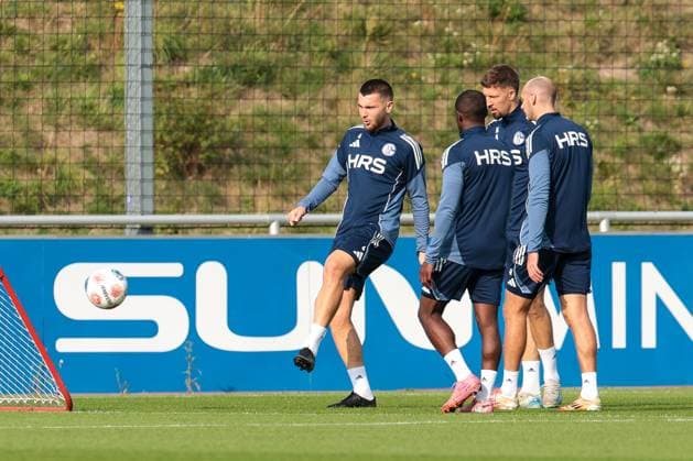 29.09.2025, Fussball, Saison 2025 2026, Training FC Schalke 04, Hasan Kurucay (FC Schalke 04), Gelsenkirchen Trainingsgelände FC Schalke 04 NRW Deutschland xRHR-FOTO YYx Copyright: RHR-FOTOx RHR-FOTO YY
