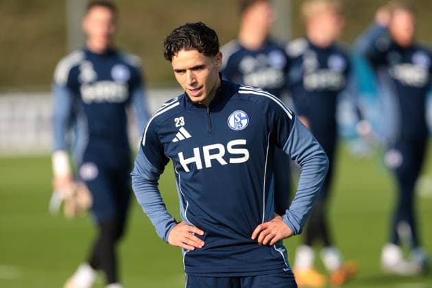 29.09.2025, Fussball, Saison 2025 2026, Training FC Schalke 04, Soufiane El-Faouzi (FC Schalke 04), Gelsenkirchen Trainingsgelände FC Schalke 04 NRW Deutschland xRHR-FOTO YYx Copyright: RHR-FOTOx RHR-FOTO YY