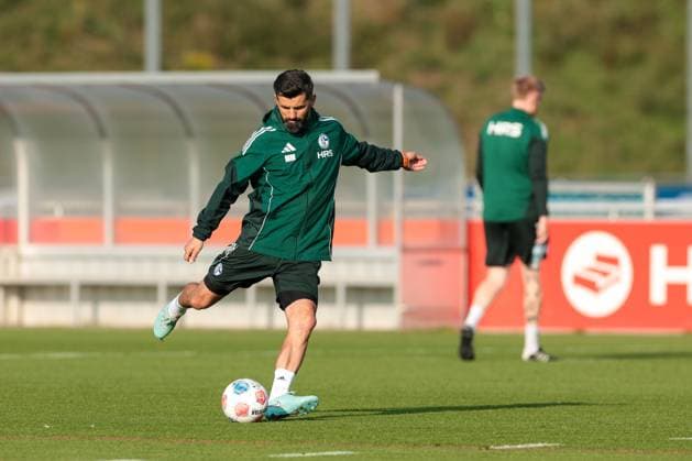29.09.2025, Fussball, Saison 2025 2026, Training FC Schalke 04, Trainer Miron Muslic (FC Schalke 04), Gelsenkirchen Trainingsgelände FC Schalke 04 NRW Deutschland xRHR-FOTO YYx Copyright: RHR-FOTOx RHR-FOTO YY