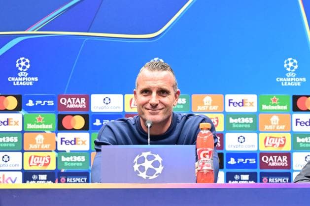 Sport Bilder des Tages Atalanta v Club Brugge - UEFA Champions League Media Activities 29 09 2025 BERGAMO, ITALY - SEPTEMBER 29 : Hayen Nicky head coach of Club Brugge talking to the press during a press conference, PK, Pressekonferenz ahead of the UEFA Champions League 2025 26 League Phase MD2 match between Atalanta and Club Brugge on September 29, 2025 in Bergamo, Italy, 29 09 2025 Bergamo Italy  Copyright: xPeterxDexVoechtx