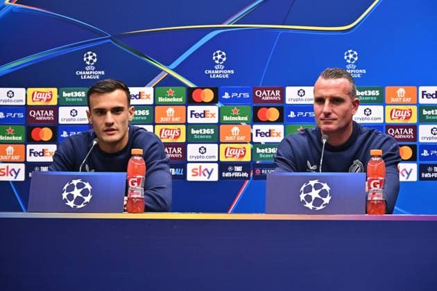 September 29, 2025, Bergamo, Lombardia: Brugge s Aleksander Stankovic and Brugge s coach Nicky Hayen during press conference, PK, Pressekonferenz on the eve of the UEFA Champions League soccer match between Atalanta BC and Club Brugge at Bergamo Stadium in Bergamo, Italy, 29 September 2025..ANSA MICHELE MARAVIGLIA. Soccer: Champions League; Atalanta-Club Brugge  - ZUMAa110 20250929_zaf_a110_021 Copyright: xMichelexMaravigliax