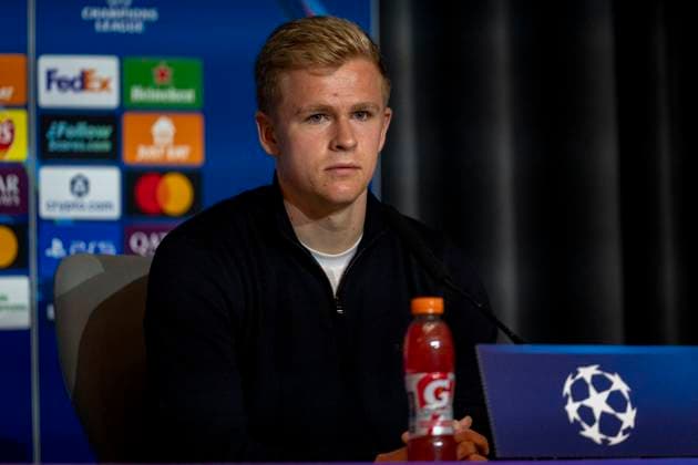 Eintracht Frankfurt Training Session And press conference, PK, Pressekonferenz - UEFA Champions League 2025 26 League Phase MD2 Jonathan Burkardt of Eintracht Frankfurt speaks during the Press Conference ahead of the UEFA Champions League 2024 25 match against Atletico de Madrid at Estadio Riyadh Air Metropolitano on September 29, 2025 in Madrid, Spain. Madrid Estadio Riyadh Air Metropolitano Madrid Spain Copyright: xAlbertoxGardinx AGardin_20250929_Foot_Cha_EinFra_Press_0128