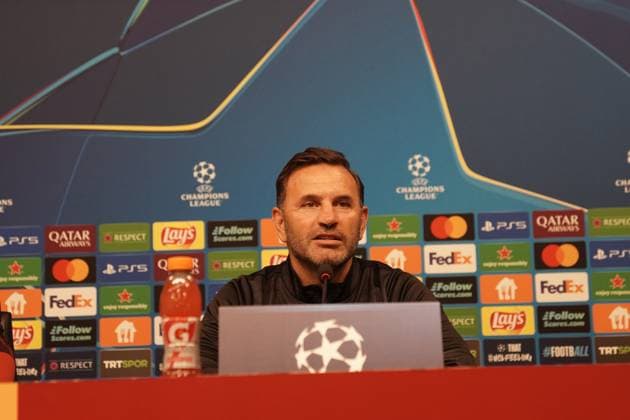 Galatasaray head coach Okan Buruk speaks during a press conference, PK, Pressekonferenz at Rams Park Stadium in Istanbul, ahead of the UEFA Champions League match against Liverpool , Istanbul, Turkey September 29, 2025. ( Photo by Seskimphoto ) Istanbul Turkey Istanbul Turkey Copyright: xSeskimphotox Okan_Buruk_290925 (32)
