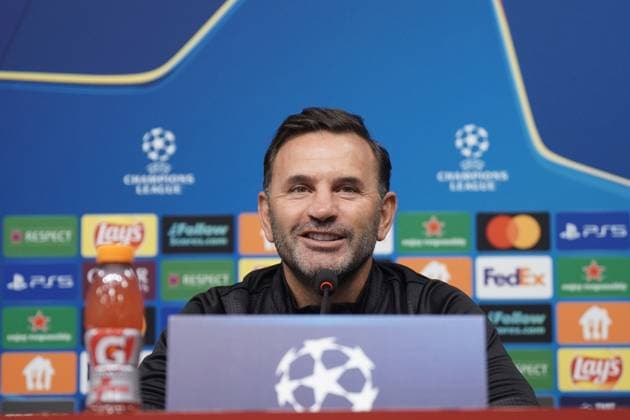 Galatasaray head coach Okan Buruk speaks during a press conference, PK, Pressekonferenz at Rams Park Stadium in Istanbul, ahead of the UEFA Champions League match against Liverpool , Istanbul, Turkey September 29, 2025. ( Photo by Seskimphoto ) Istanbul Turkey Istanbul Turkey Copyright: xSeskimphotox Okan_Buruk_290925 (35)