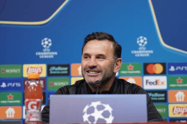 Galatasaray head coach Okan Buruk speaks during a press conference, PK, Pressekonferenz at Rams Park Stadium in Istanbul, ahead of the UEFA Champions League match against Liverpool , Istanbul, Turkey September 29, 2025. ( Photo by Seskimphoto ) Istanbul Turkey Istanbul Turkey Copyright: xSeskimphotox Okan_Buruk_290925 (37)