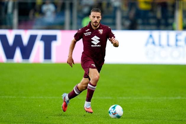 Parma Calcio v Torino FC - Serie A Enilive Nikola Vlasic of Torino FC in action during the Serie A Enilive match between Parma Calcio and Torino FC at Stadio Ennio Tardini on September 29, 2025 in Parma, Italy. Parma Stadio Ennio Tardini Emilia Romagna Italy Copyright: xGiuseppexMaffiax 250929_SerieA_Parma-Torino_GM_0915