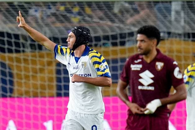 Parma Calcio v Torino FC - Serie A Enilive Mateo Pellegrino of Parma Calcio 1913 celebrates after scoring first goal during the Serie A Enilive match between Parma Calcio and Torino FC at Stadio Ennio Tardini on September 29, 2025 in Parma, Italy. Parma Stadio Ennio Tardini Emilia Romagna Italy Copyright: xGiuseppexMaffiax 250929_SerieA_Parma-Torino_GM_1904