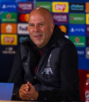 Football - UEFA Champions League - League Phase - Galatasaray A.Åž v Liverpool FC - MD-1 ISTANBUL, TURKEY - Monday, September 29, 2025: Liverpool s head coach Arne Slot during a press conference, PK, Pressekonferenz at Ali Sami Yen Stadium ahead of the UEFA Champions League game between Galatasaray A.Åž. and Liverpool FC. (Photo by David Rawcliffe Propaganda) ISTANBUL Ali Sami Yen Stadium MARMARA TURKEY  Copyright: xDavidxRawcliffex P2025-09-29-Galatasaray_Liverpool_MD-1-25