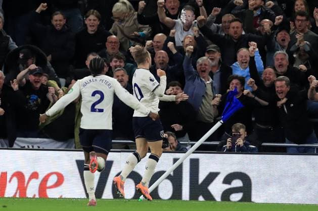 29th September 2025; Hill Dickinson Stadium, Liverpool, England; Premier League Football, Everton versus West Ham United; Jarrod Bowen of West Ham United celebrates after scoring for 1-1 after 65 minutes  DavidxBlunsden