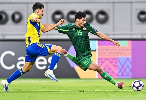 AFC CHAMPIONS LEAGUE ELITE, AL GHARAFA SC (QAT) AL SHORTA (IRQ) Ayoub Mohamed Aloui (L) of Al Gharafa SC and Ahmed Yahya Al-Hajjaj of Al Shorta in action during the AFC Champions League elite west football match between Qatar s Al Gharafa SC and IraqÕs Al Shorta at Khalifa International Stadium in Doha, Qatar, on November 29, 2025 DOHA Qatar Copyright: xNAUSHADx