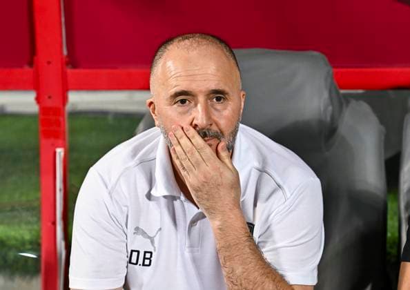 AFC CHAMPIONS LEAGUE ELITE, AL DUHAIL SC (QAT) V AL AHLI SAUDI FC (KSA) Al Duhail SC head coach Djamel Belmadi looks on before the AFC Champions League elite west football match between Qatar s Al Duhail SC and Saudi Arabia s Al Ahli Saudi FC at Abdullah Bin Khalifa Stadium in Doha, Qatar, on September 29, 2025. DOHA Qatar Copyright: xNAUSHADx