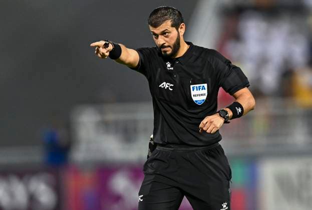 AFC CHAMPIONS LEAGUE ELITE, AL DUHAIL SC (QAT) V AL AHLI SAUDI FC (KSA) Referee Omar Mohamed Al-Ali of United Arab Emirates reacts during the AFC Champions League elite west football match between Qatar s Al Duhail SC and Saudi Arabia s Al Ahli Saudi FC at Abdullah Bin Khalifa Stadium in Doha, Qatar, on September 29, 2025. DOHA Qatar Copyright: xNAUSHADx