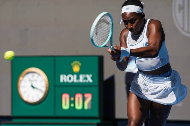BEIJING, CHINA - SEPTEMBER 30: Coco Gauff of the United States returns a shot in the Women s Singles Round of 16 match against Belinda Bencic of Switzerland on day 9 of the 2025 China Open at the National Tennis Center on September 30, 2025 in Beijing, China.  Copyright: xVCGx 111594161857