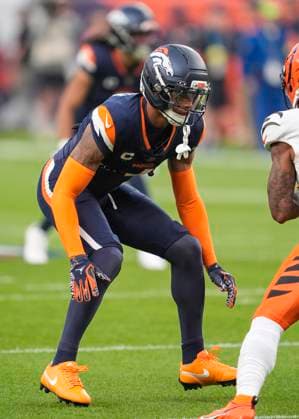 September 29, 2025: Denver Broncos cornerback Pat Surtain II (2) drops into coverage in the first half of the football game between the Denver Broncos and Cincinnati Bengals. CSM. - ZUMAc04_ 20250929_zma_c04_044 Copyright: xDerekxRegensburgerx