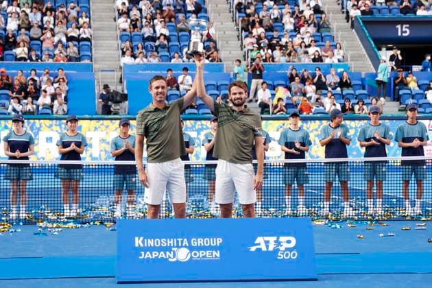 September 30, 2025, Tokyo, Japan: (L to R) Edouard ROGER-VASSELIN (FRA) and Hugo NYS (MON) pose for the cameras after winning the doubles final match of the Japan Open Tennis Championships at Ariake Colosseum in Tokyo. The tournament runs from September 22 to 30. Hugo Nys and Edouard Roger-Vasselin won 7:5, 7:5. Tokyo Japan - ZUMAm191 20250930_aap_m191_016 Copyright: xRodrigoxReyesxMarinx