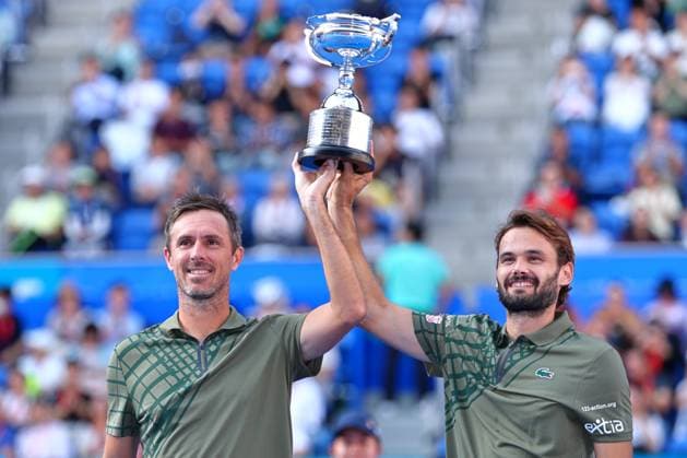 Hugo Nys (MON) & Edouard Roger-Vasselin (FRA), SEPTEMBER 30, 2025 - Tennis : Kinoshita Group Japan Open Tennis Championships 2025 Men s Doubles Award ceremony at Ariake Coliseum, Tokyo, Japan. Noxthirdxpartyxsales  aflo_305330476