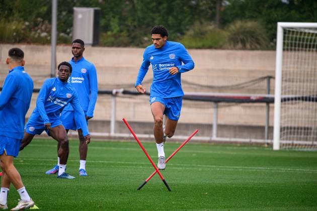 LEVERKUSEN, GERMANY - 30 SEPTEMBER, 2025: Jarell Quansah - UEFA Champions League, MD-1, practice FC Bayer 04 Leverkusen at BayArena.  Copyright: xVITALIIxKLIUIEVx