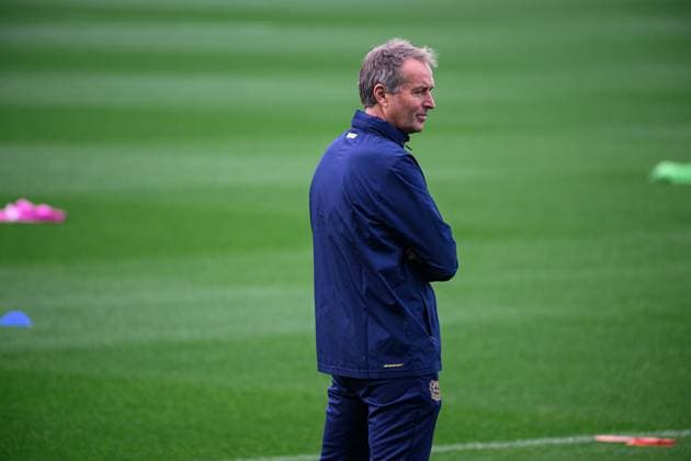 LEVERKUSEN, GERMANY - 30 SEPTEMBER, 2025: Kasper Hjulmand - UEFA Champions League, MD-1, practice FC Bayer 04 Leverkusen at BayArena.  Copyright: xVITALIIxKLIUIEVx