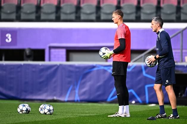 Royale Union Saint-Gilloise v Newcastle United - UEFA Champions League Media Activities 30 09 2025 BRUSSELS, BELGIUM - SEPTEMBER 30 : Scherpen Kjell goalkeeper of Union Saint-Gilloise pictured during a training session ahead of the UEFA Champions League 2025 26 League Phase MD2 match between Royale Union Saint-Gilloise and Newcastle United on September 30, 2025 in Brussels, Belgium, 30 09 2025 Brussels Belgium  Copyright: xTomasxSiskx