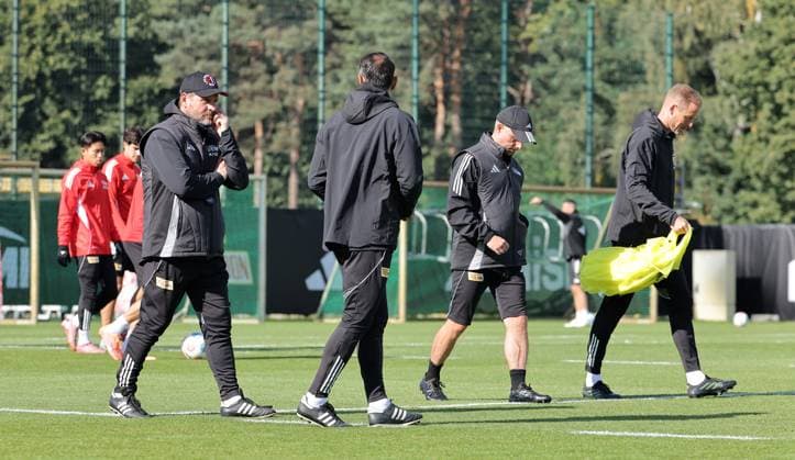 Trainer Steffen Baumgart, Co Trainer Danilo de Souza, Co Trainer Sebastian Bönig, Co Trainer Kevin McKenna Fußball Fussball Training 1.Bundesliga Herren DFL Saison 2025 2026 30.09.2025 1.FC Union Berlin FCU DFL regulations prohibit any use of photographs as image sequences and or quasi-video.