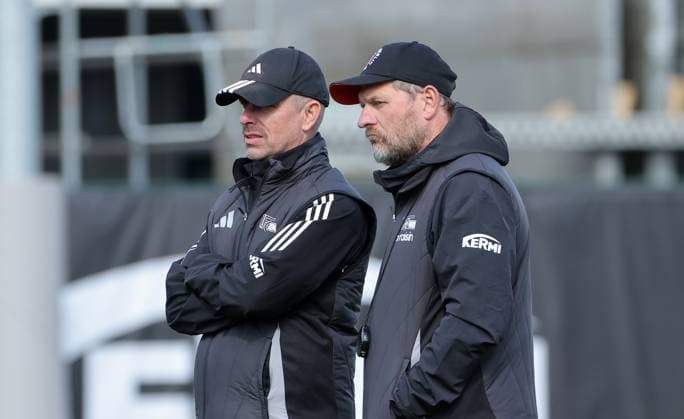 Co Trainer Sebastian Bönig, Trainer Steffen Baumgart Aktion Oberkörper Fußball Fussball Training 1.Bundesliga Herren DFL Saison 2025 2026 30.09.2025 1.FC Union Berlin FCU DFL regulations prohibit any use of photographs as image sequences and or quasi-video.