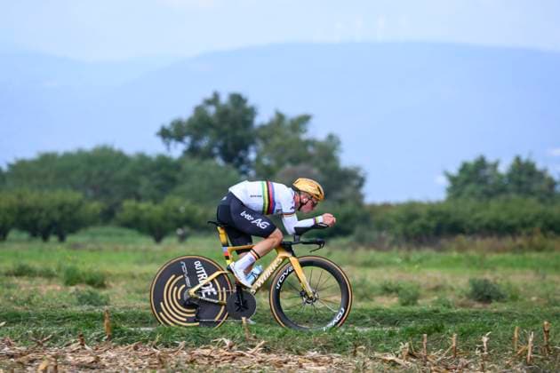 UEC 2025 Road European Championship, EM, Europameisterschaft Drome-Ardeche Media Activities 30 09 2025 LORIOL-SUR-DROME, FRANCE - SEPTEMBER 30 : Evenepoel Remco (Belgium) pictured during a training session ahead of the Men Elite cycling road race of the 2025 UEC Road European Championship Drome-Ardeche 10th edition an UCI Continental Championships cycling race on September 30, 2025 in Loriol-sur-Drome, France, 30 09 2025 Loriol-sur-Drome France  Copyright: xVincentxKalutx
