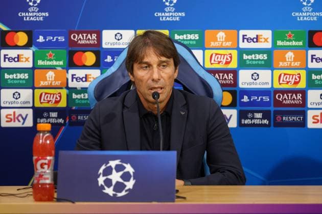 Antonio Conte s press conference, PK, Pressekonferenz Antonio Conte Head Coach of SSC Napoli During the press conference on September 30, 2025, valid for the Champions League, before the 2025 26 match between Napoli and Sporting Lisbon in Naples at the Stadio Maradona. In the photo: Napoli Stadio Maradona Campania ITALIA Copyright: xFABIOxSASSOxFabioxSassox 0A4A5548