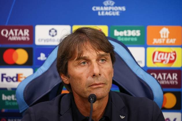 Antonio Conte s press conference, PK, Pressekonferenz Antonio Conte Head Coach of SSC Napoli During the press conference on September 30, 2025, valid for the Champions League, before the 2025 26 match between Napoli and Sporting Lisbon in Naples at the Stadio Maradona. In the photo: Napoli Stadio Maradona Campania ITALIA Copyright: xFABIOxSASSOxFabioxSassox 0A4A5582