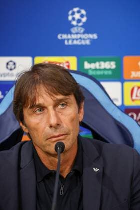 Antonio Conte s press conference, PK, Pressekonferenz Antonio Conte Head Coach of SSC Napoli During the press conference on September 30, 2025, valid for the Champions League, before the 2025 26 match between Napoli and Sporting Lisbon in Naples at the Stadio Maradona. In the photo: Napoli Stadio Maradona Campania ITALIA Copyright: xFABIOxSASSOxFabioxSassox 0A4A5584