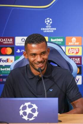 September 30, 2025, Napoli, Campania, ITALIA: Juan Jesus of SSC Napoli During the press conference, PK, Pressekonferenz on September 30, 2025, valid for the Champions League, before the 2025 26 match between Napoli and Sporting Lisbon in Naples at the Stadio Maradona..In the photo: Napoli ITALIA - ZUMAs236 20250930_aap_s236_005 Copyright: xFabioxSassox