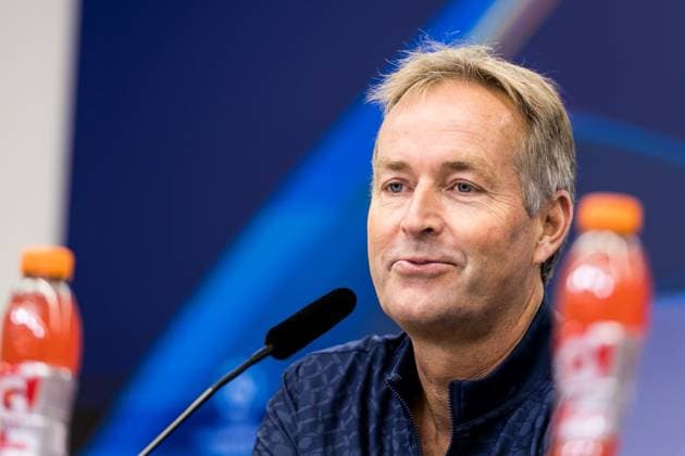 UEFA Champions League: Pressekonferenz Bayer 04 Leverkusen; 30.09.2025 Kasper Hjulmand (Cheftrainer Bayer 04 Leverkusen) während der Pressekonferenz UEFA Champions League: Pressekonferenz Bayer 04 Leverkusen, Leverkusen, BayArena am 30.09.2025 Copyright: xBEAUTIFULxSPORTS Wunderlx