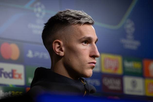 30.09.2025, Pressekonferenz zum UEFA Champions League Spiel zwischen Borussia Dortmund und Atletico Bilbao, Nico Schlotterbeck (Borussia Dortmund), Dortmund Trainingsgelände Borussia Dortmund NRW Deutschland xRHR-FOTO DEx Copyright: DennisxEwert RHR-FOTOx RHR-FOTO DE