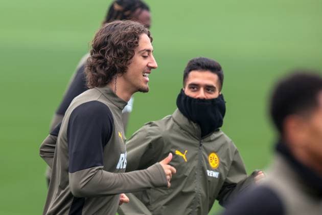 30.09.2025, Abschlusstraining zum UEFA Champions League Spiel zwischen Borussia Dortmund und Atletico Bilbao, v. l. Fabio Silva (Borussia Dortmund), Yan Couto (Borussia Dortmund), Dortmund Trainingsgelände Borussia Dortmund NRW Deutschland xRHR-FOTO DEx Copyright: DennisxEwert RHR-FOTOx RHR-FOTO DE