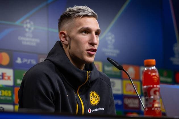 30.09.2025, Pressekonferenz zum UEFA Champions League Spiel zwischen Borussia Dortmund und Atletico Bilbao, Nico Schlotterbeck (Borussia Dortmund), Dortmund Trainingsgelände Borussia Dortmund NRW Deutschland xRHR-FOTO DEx Copyright: DennisxEwert RHR-FOTOx RHR-FOTO DE