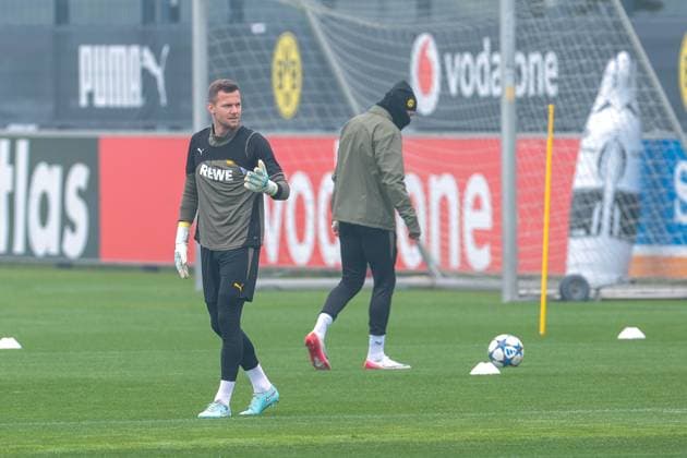 30.09.2025, Abschlusstraining zum UEFA Champions League Spiel zwischen Borussia Dortmund und Atletico Bilbao, Torwart Patrick Drewes (Borussia Dortmund), Dortmund Trainingsgelände Borussia Dortmund NRW Deutschland xRHR-FOTO DEx Copyright: DennisxEwert RHR-FOTOx RHR-FOTO DE