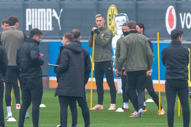 30.09.2025, Abschlusstraining zum UEFA Champions League Spiel zwischen Borussia Dortmund und Atletico Bilbao, Nico Schlotterbeck (Borussia Dortmund), Dortmund Trainingsgelände Borussia Dortmund NRW Deutschland xRHR-FOTO DEx Copyright: DennisxEwert RHR-FOTOx RHR-FOTO DE