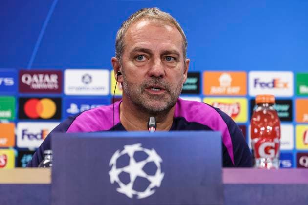 September 30, 2025, Sant Joan Despi, Barcelona, SPAIN: Hansi Flick, head coach of FC Barcelona, Barca attends his press conference, PK, Pressekonferenz during the training day of FC Barcelona ahead the UEFA Champions League 2025 26, football match against Paris Saint-Germain at Ciudad Esportiva Joan Gamper on September 30, 2025 in Sant Joan Despi, Barcelona, Spain. Sant Joan Despi SPAIN - ZUMAa181 20250930_zaa_a181_068 Copyright: xJavierxBorregox