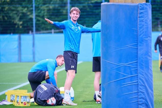 30.09.2025, Fußball, Herren, 2.BL, Saison 2025 2026, Training Holstein Kiel Magnus Knudsen Kiel, Projensdorf Projensdorf, Trainigsplatz, Kuns Schleswig-Holstein Deutschland