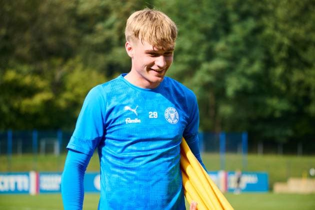 30.09.2025, Fußball, Herren, 2.BL, Saison 2025 2026, Training Holstein Kiel Niklas Niehoff Kiel, Projensdorf Projensdorf, Trainigsplatz, Kuns Schleswig-Holstein Deutschland