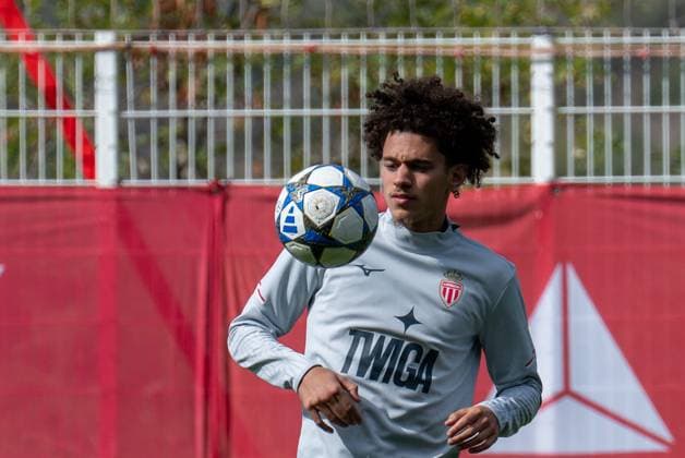 AS Monaco Training - La Turbie Maghnes Akliouche seen during collective team training, day before UEFA Champion s League day 2 match versus Manchester City, in AS Monaco Football Club training center in La Turbie, France, on September 30, 2025. Photo by Laurent Coust ABACAPRESS.COM La Turbie France  Copyright: xCoustxLaurent ABACAx