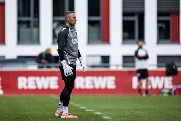 Training 1. FC Köln; 30.09.2025 Marvin Schwäbe (1. FC Köln, 1) Training 1. FC Köln; Geissbockheim, 30.09.2025 Copyright: xBEAUTIFULxSPORTS Wunderlx
