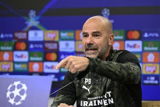 LEVERKUSEN - PSV Eindhoven coach Peter Bosz during the press conference, PK, Pressekonferenz before the Champions League match against Bayer Leverkusen. ANP OLAF KRAAK xVIxANPxSportx xxANPxIVx 537952854 originalFilename: 537952854.jpg