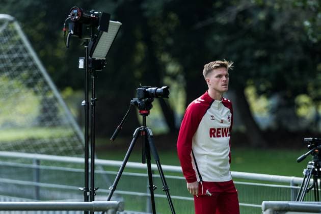 Training 1. FC Köln; 30.09.2025 Marius Bülter (1. FC Köln, 30) im TV Interview Training 1. FC Köln; Geissbockheim, 30.09.2025 Copyright: xBEAUTIFULxSPORTS Wunderlx