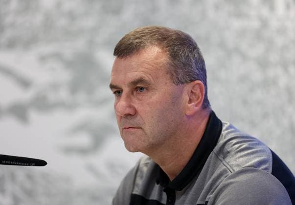 Fussball, Herren, 3.Liga, Saison 2025 2026, TSV 1860 München, Pressekonferenz, Grünwalder Strasse 114 Manfred Paula, Interims-Geschäftsführer (TSV 1860 München) auf der Pressekonferenz, Kopf, Portrait